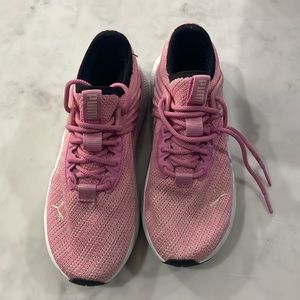 Pink puma 4.5c girls shoes